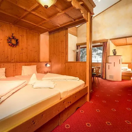 Guest house Alfaierhof-bergheimat Gschnitz