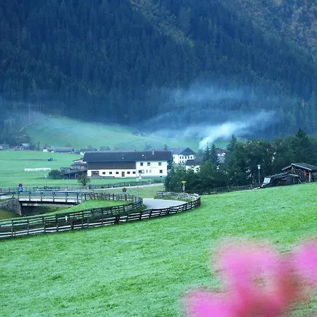 Alfaierhof-bergheimat 4* Gschnitz
